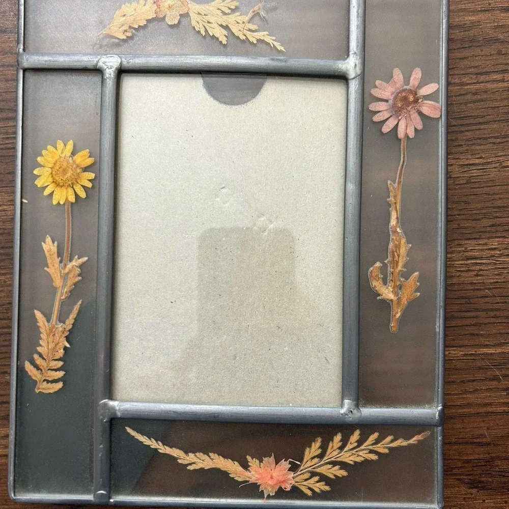 Connoisseur‎ Pressed Dried Flowers Glass Picture Frame 4x6 Photo Cottagecore